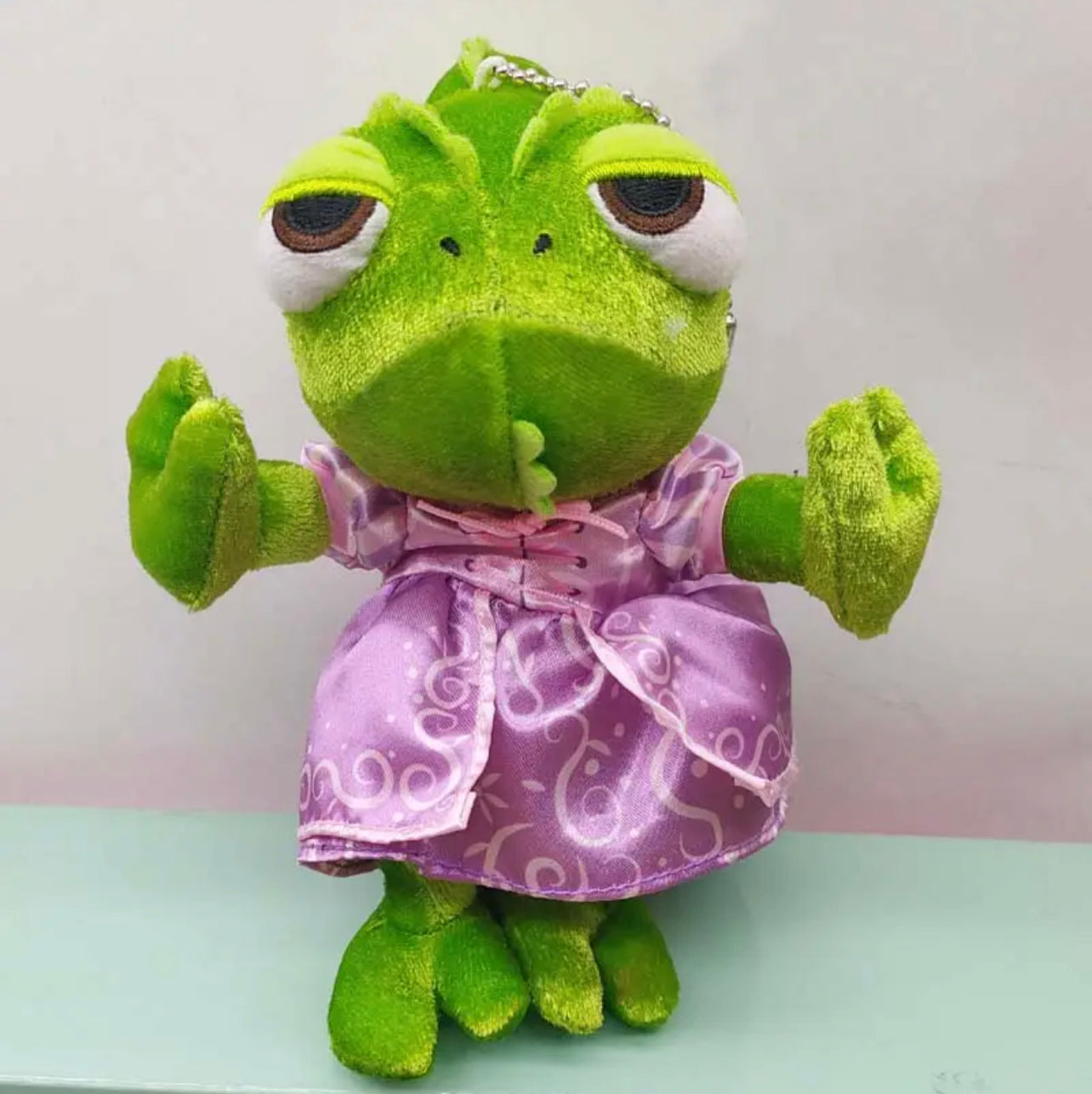 Peluche Pascal Disney Enredados
