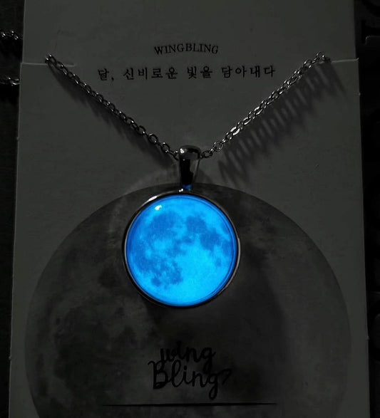 Collar Luna Brilla En La Oscuridad 💙