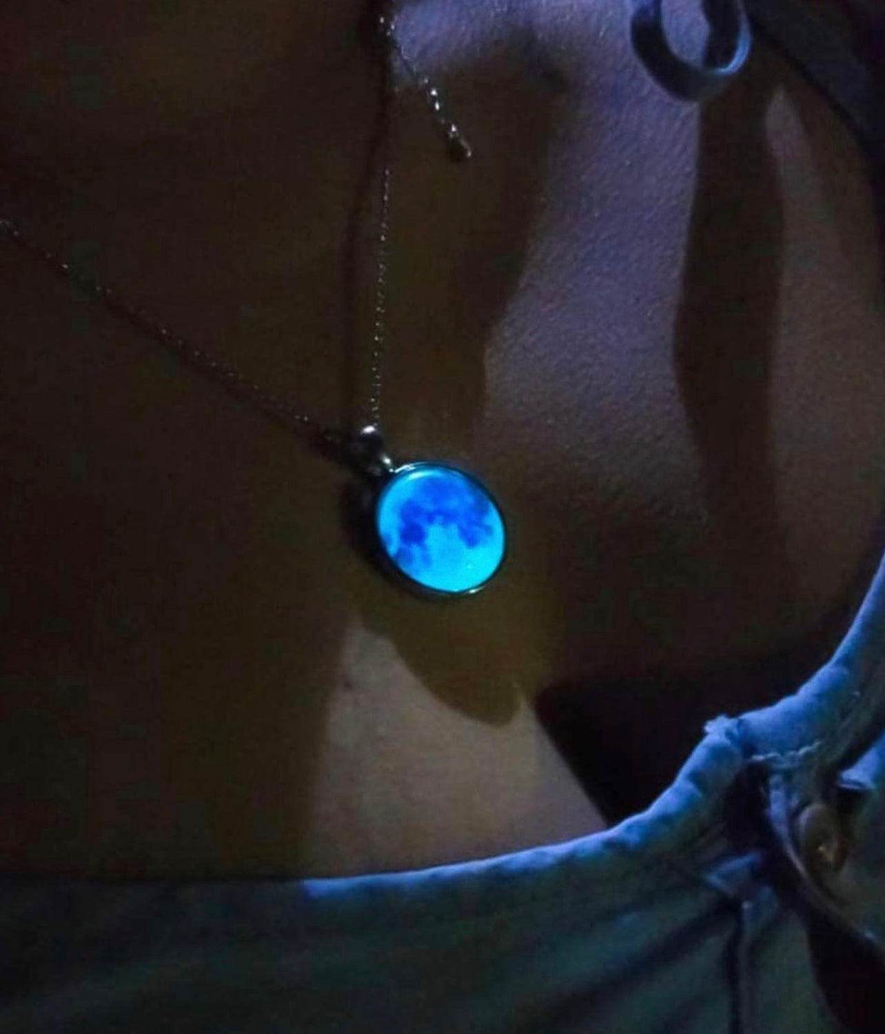 Collar Luna Brilla En La Oscuridad 💙